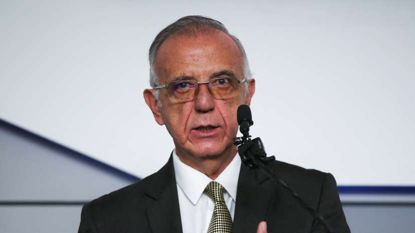 Colombian Defense Minister Ivan Velasquez speaks during a press conference at the Colombian Ministry of National Defense, in Bogota