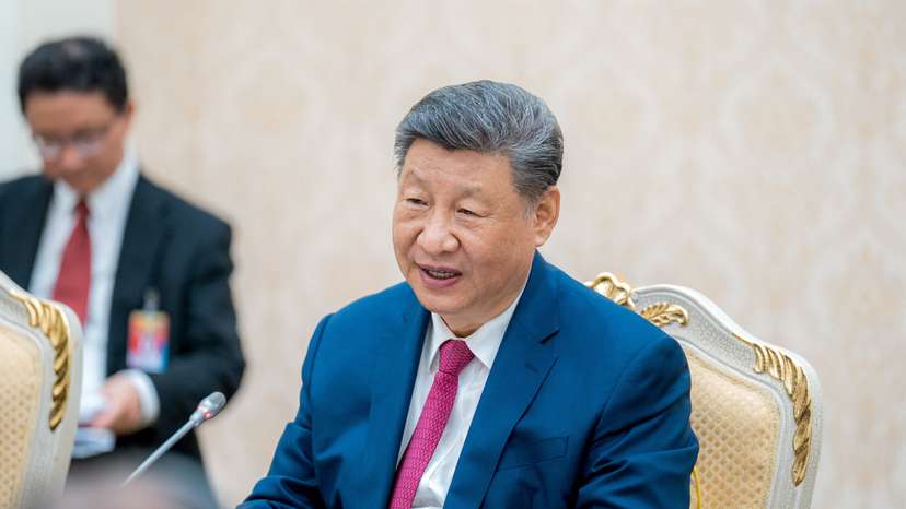 Chinese President Xi Jinping meets with Cambodia's Prime Minister Hun Manet in Phnom Penh