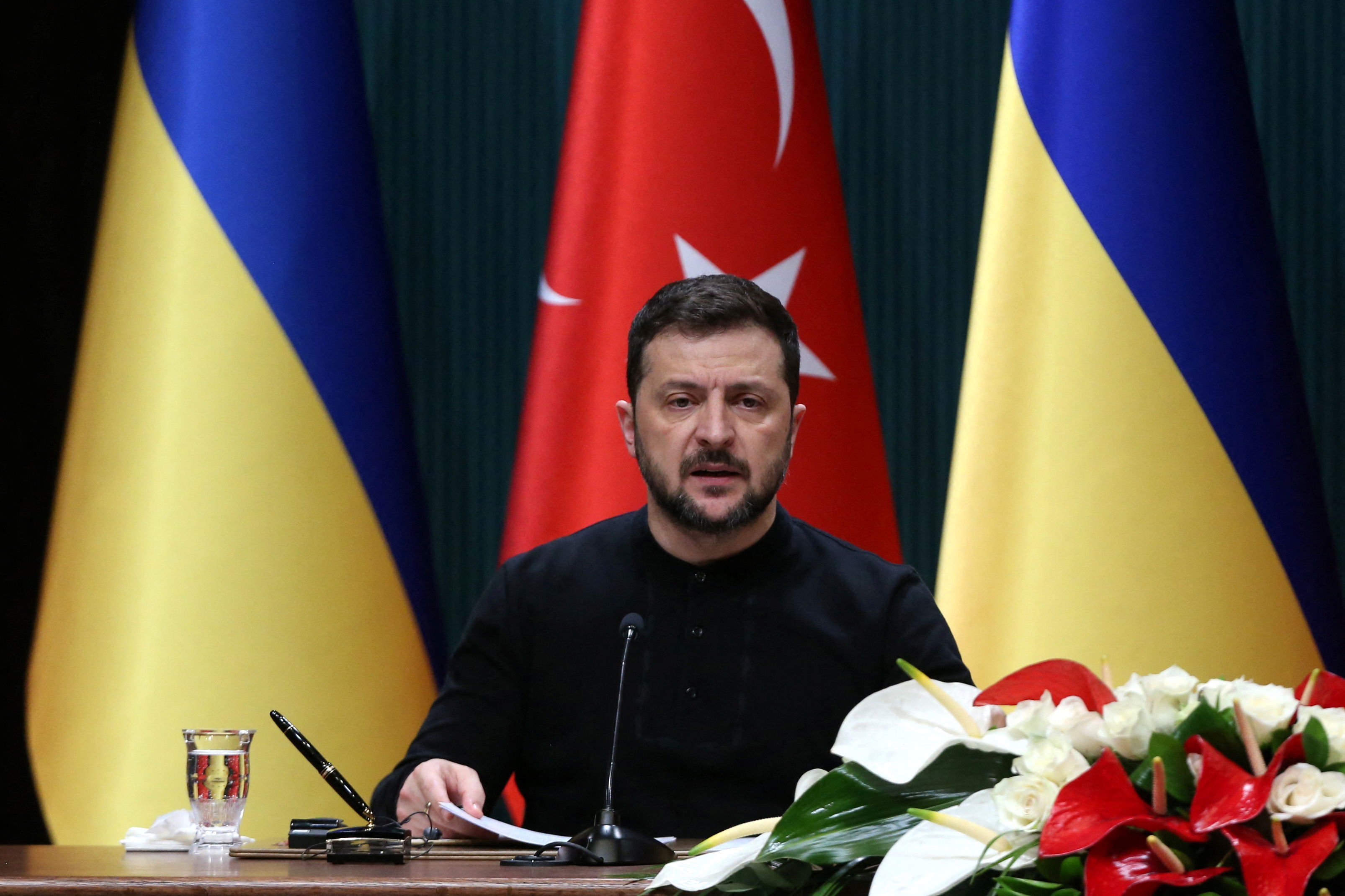Ukrainian President Volodymyr Zelenskiy visits Turkey