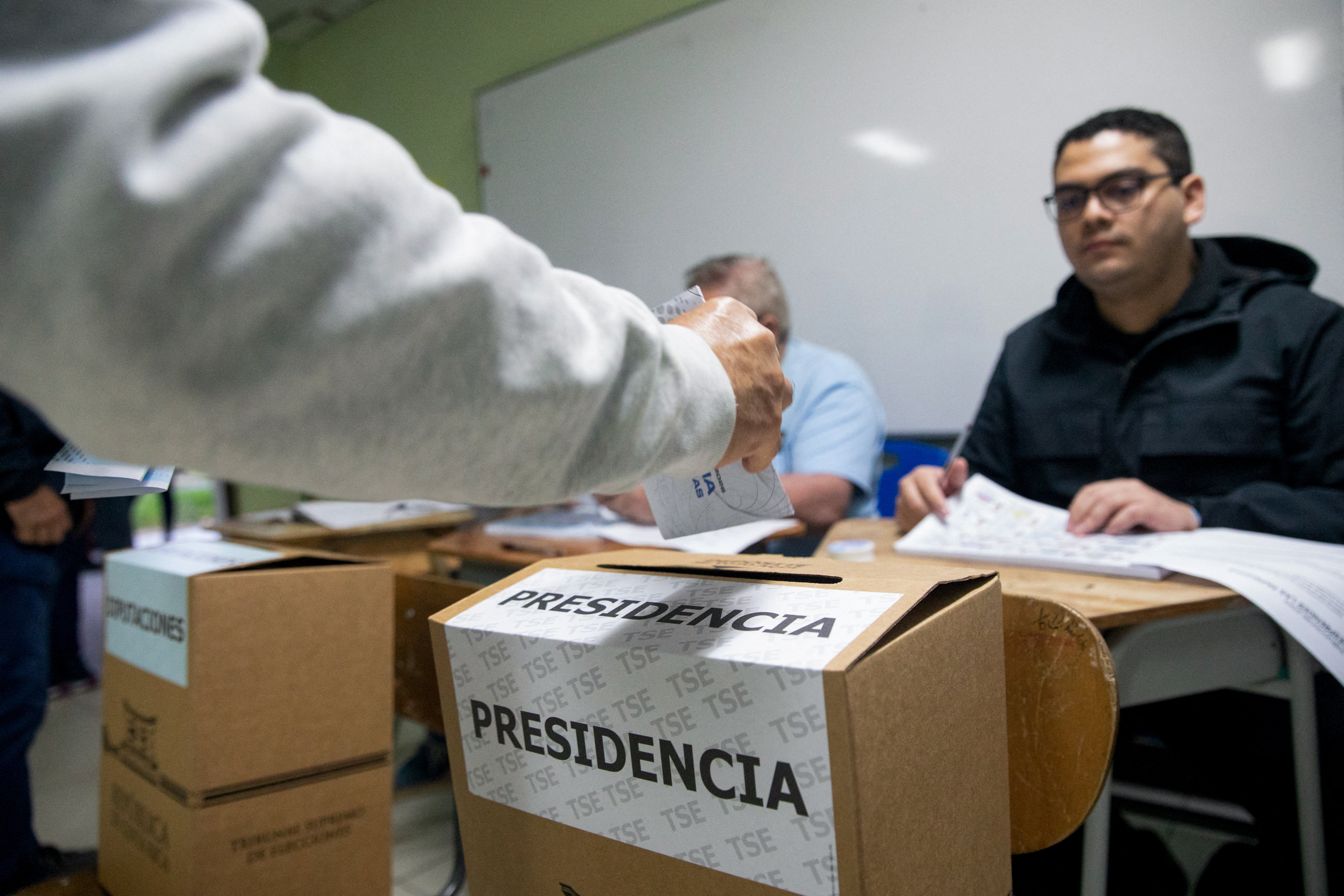 A person votes at a polling station during Costa Rica's general election, in San Jose, Costa Rica, February 1, 2026. REUTERS/Maynor Valenzuela
