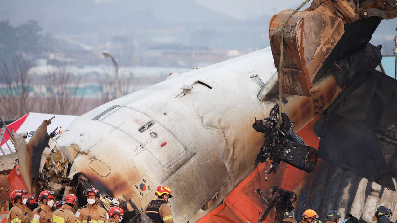 Aircraft crash in South Korea