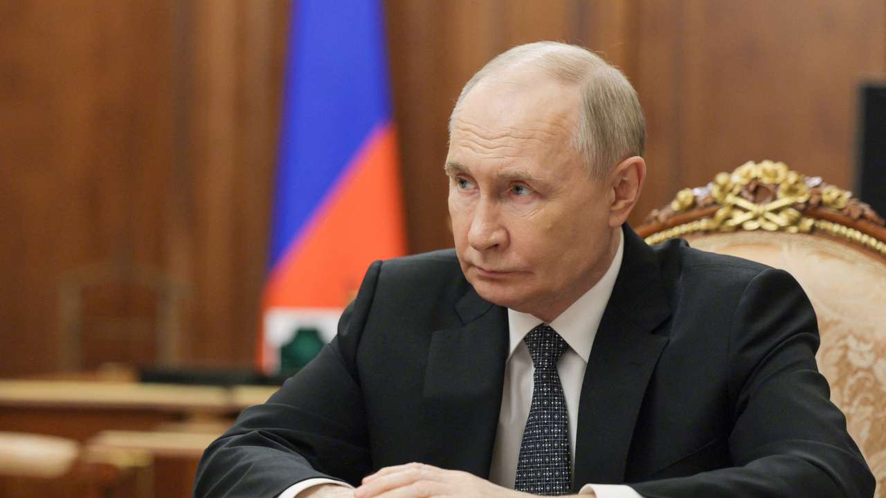 Russia's President Putin meets Rostec CEO Chemezov in Moscow
