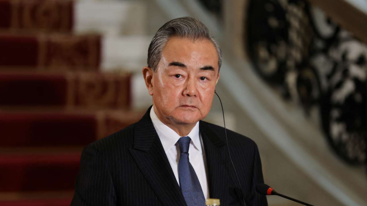 Chinese Foreign Minister Wang Yi visits Egypt