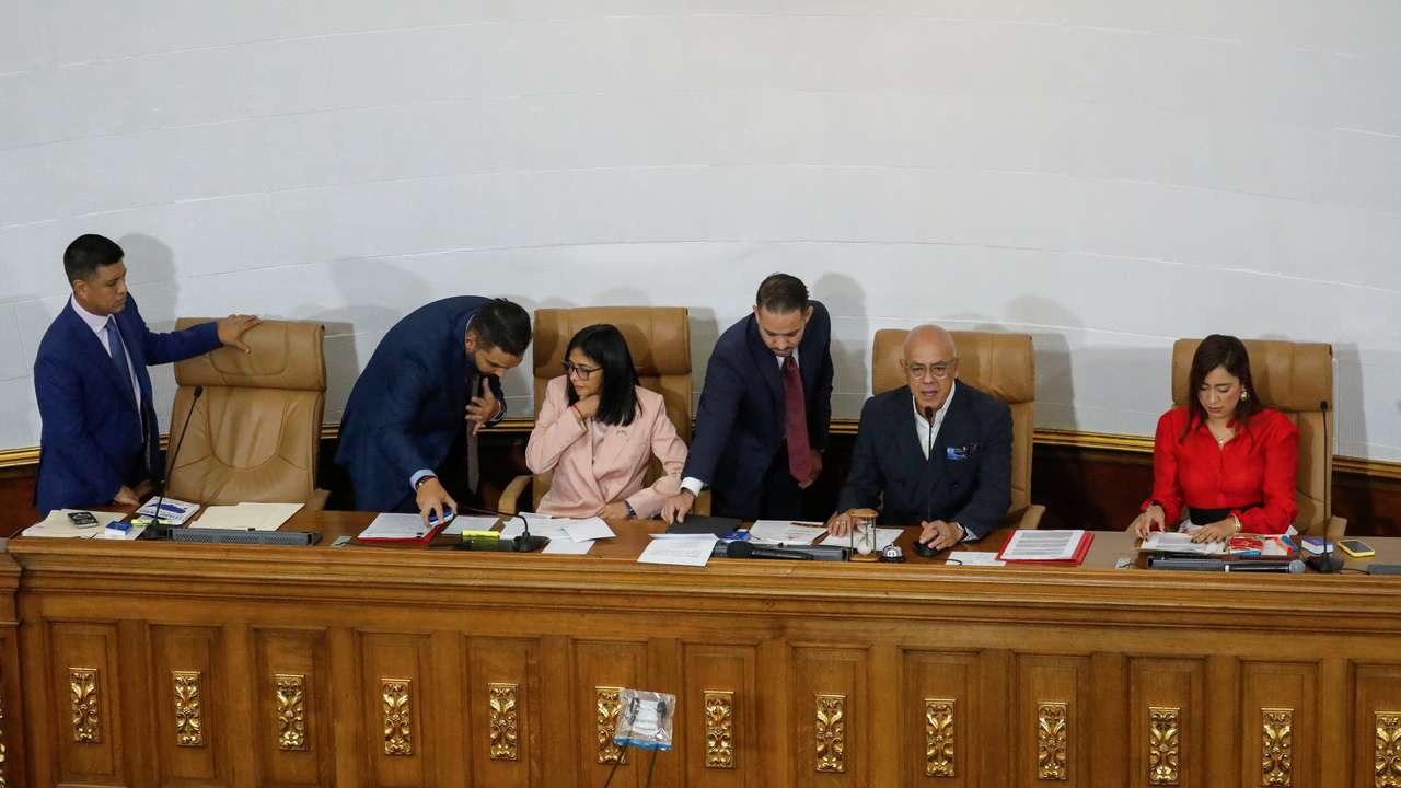 Venezuela asks lawmakers to approve 2026 budget of $19.9 billion