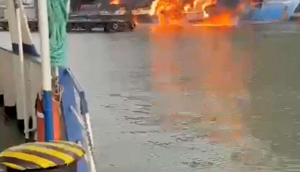 Fire breaks out at Russian port of Kavkaz