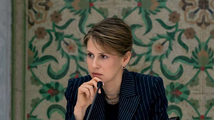 Asma Assad, wife of Syrian President Bashar al-Assad, meets with humanitarian and business groups in Damascus