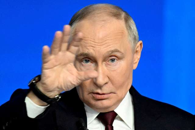 Putin unveils powerful sarmat missile