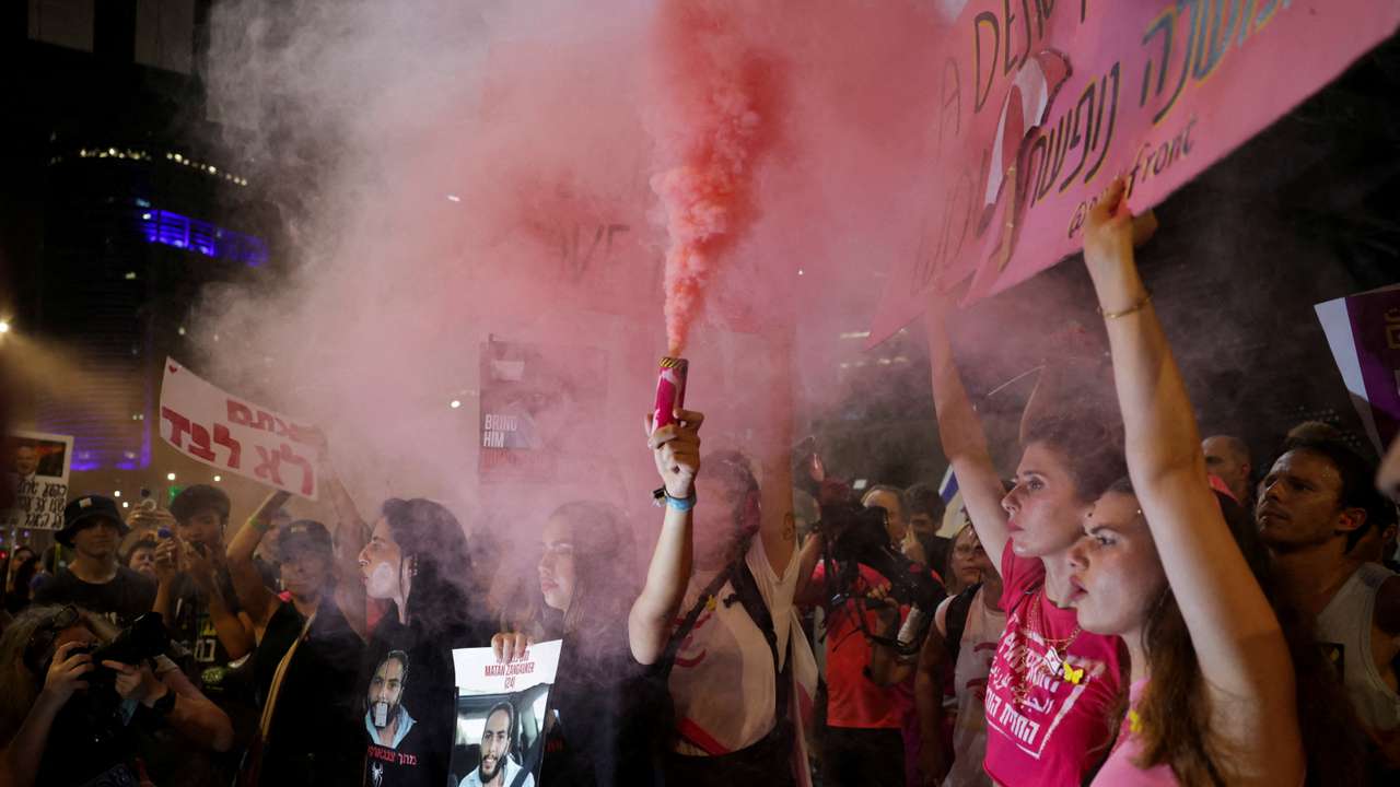 FILE PHOTO: Protest against Israeli Prime Minister Benjamin Netanyahu's government and calling for the release of hostages in Gaza, in Tel Aviv
