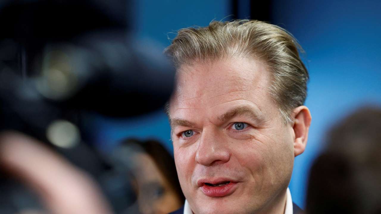 FILE PHOTO: Dutch politicians meet after election to start coalition talks