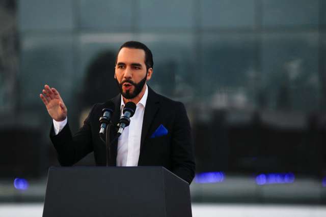 FILE PHOTO: El Salvador's President Nayib Bukele speaks during the launch ceremony of Google El Salvador in San Salvador, El Salvador, April 15, 2024. REUTERS/Jose Cabezas/File Photo