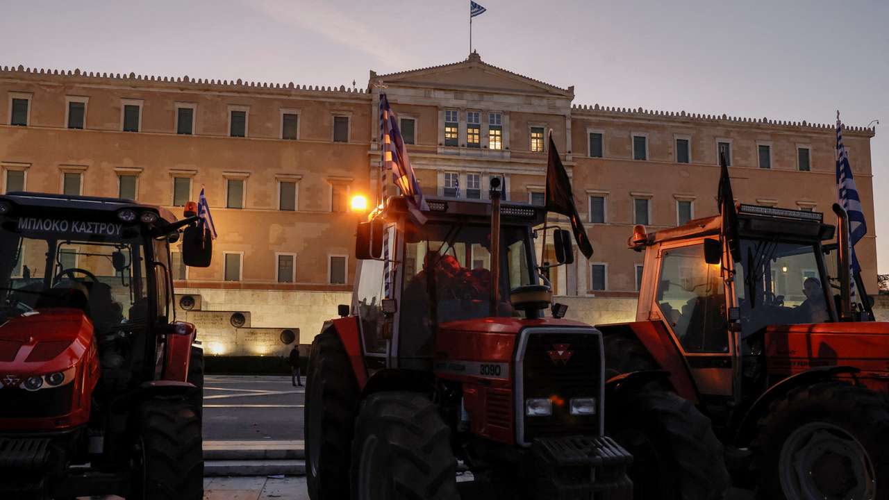Farmers spend the night outside parliament in Athens