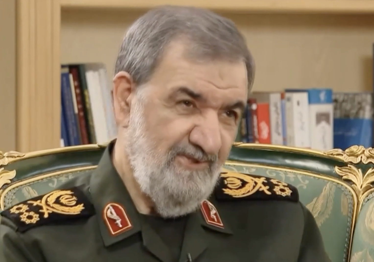 Iran warns countries(1)