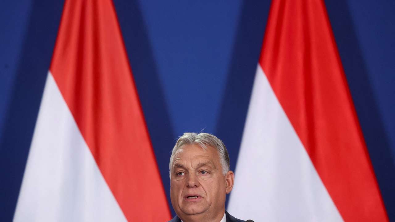 Hungarian PM Orban and Serbian President Vucic meet in Budapest