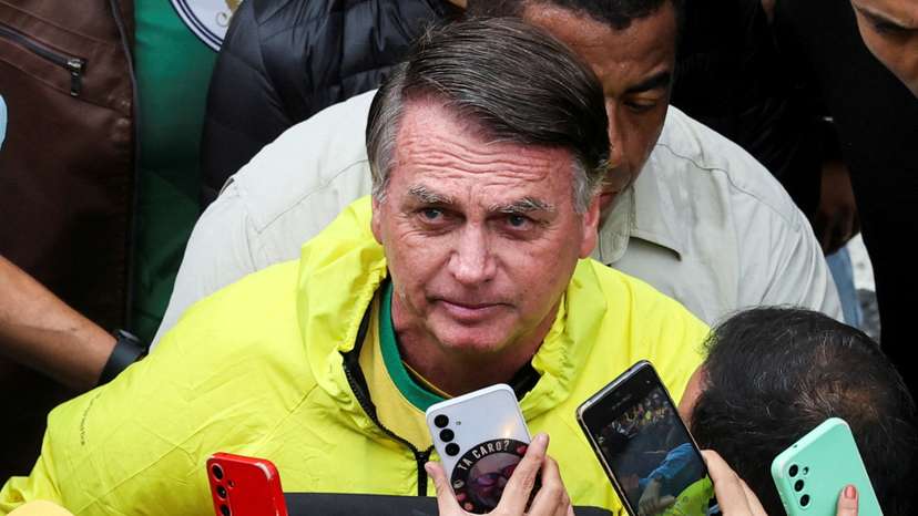 FILE PHOTO: Bolsonaro remains in ICU with no schedule for discharge, says medical note