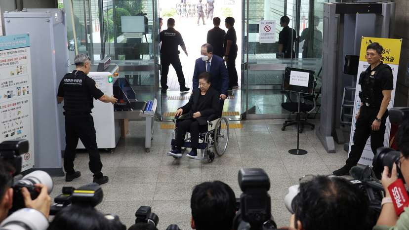 South Korea court to hold hearing on prosecutors request for the leader of the Unification Church