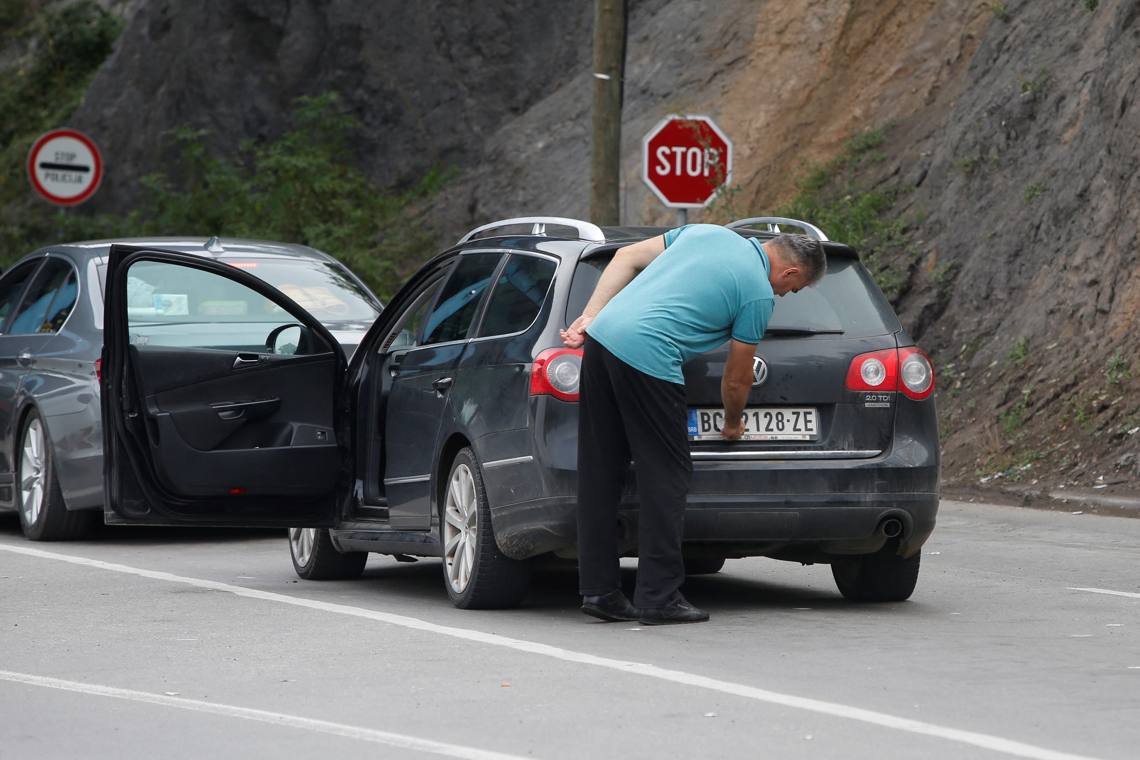 Jarinje border crossing between Kosovo and Serbia