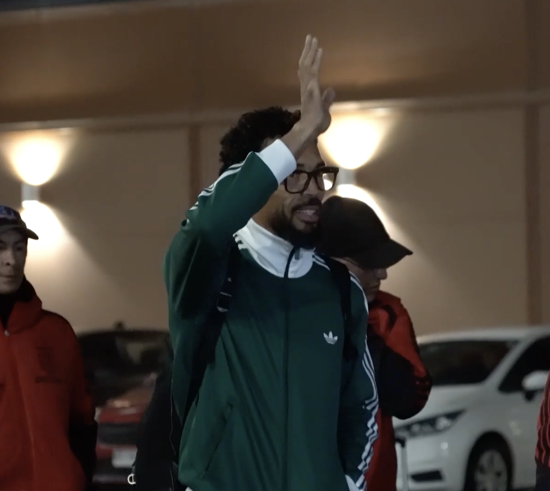 Cape Verde Hero Vozinha Arrives in Santiago 