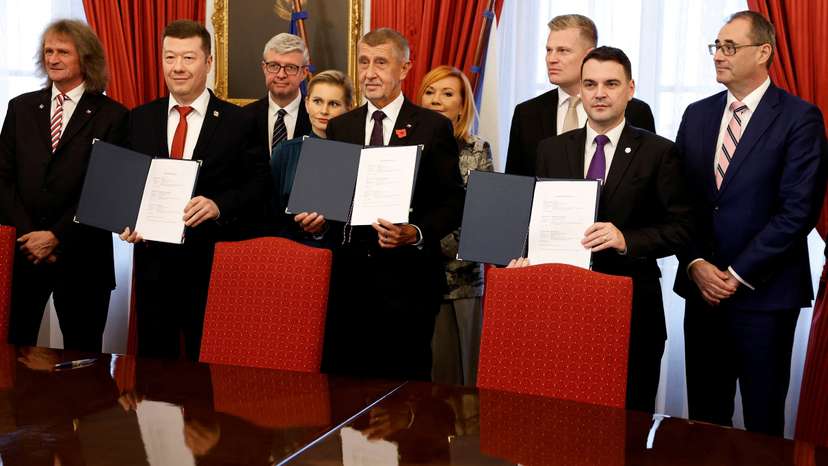 Singing of a coalition agreement in Prague