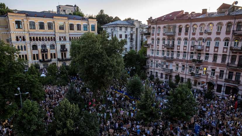 FILE PHOTO: Ukrainians protest against law curbing independence of anti-corruption bodies