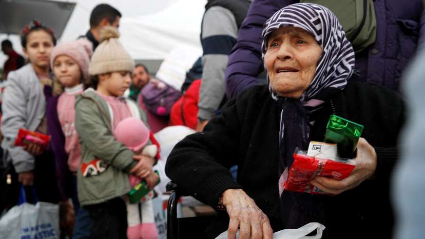 Syrians living in Turkey begin return to Syria