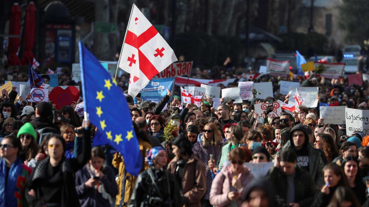 People protest against the "foreign agents" law in Tbilisi