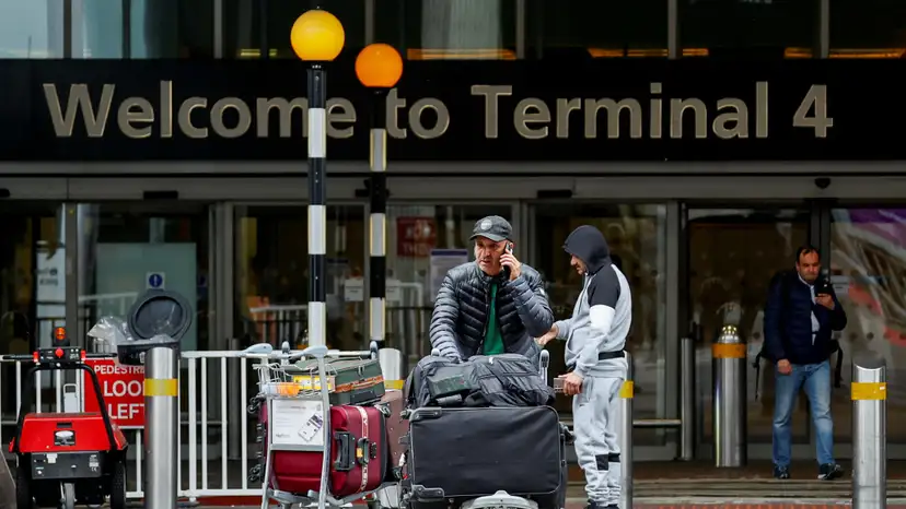 Heathrow Airport closed by fire at power station