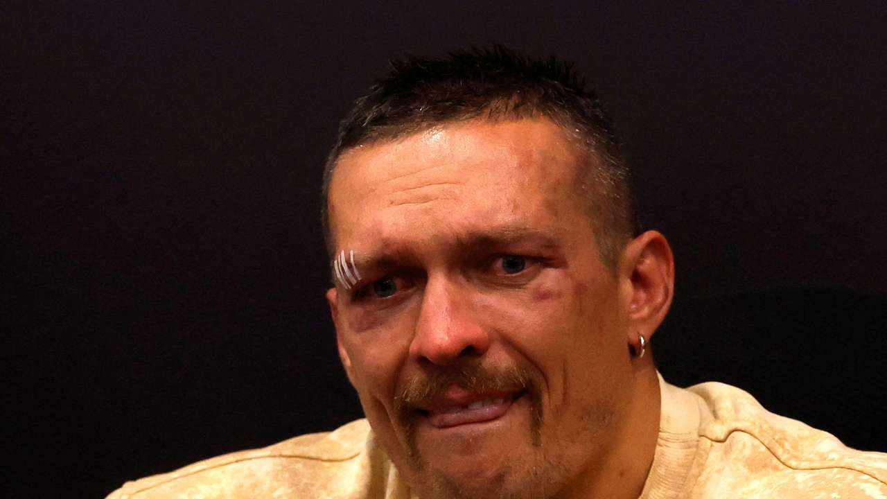 FILE PHOTO: Tyson Fury v Oleksandr Usyk