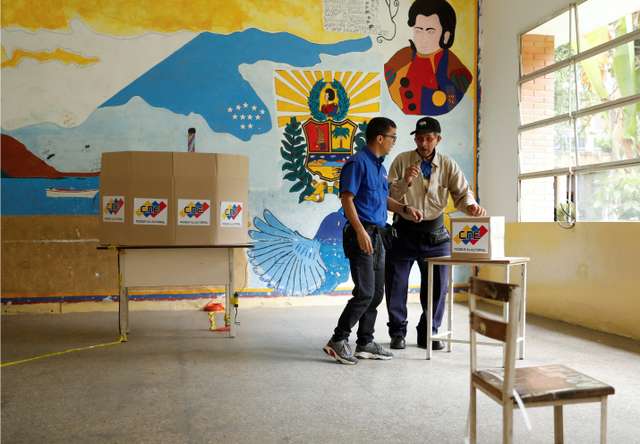Venezuelans prepare to vote in the presidential election