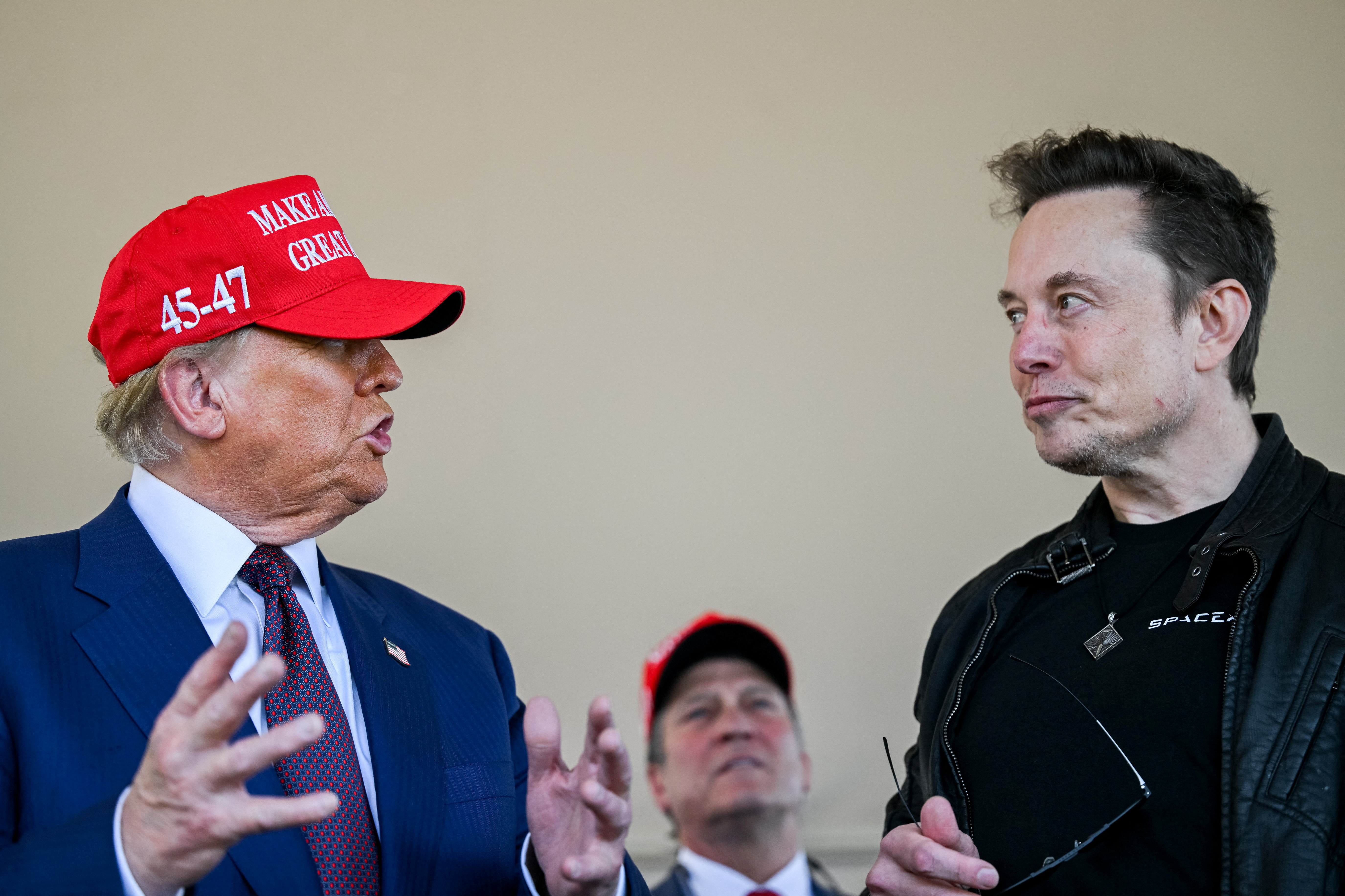 Donald Trump Watches SpaceX Launch its sixth test flight of Starship Spacecraft