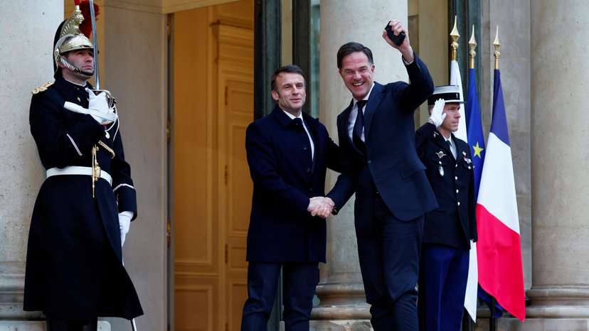 France's Macron hosts Ukraine meeting in Paris