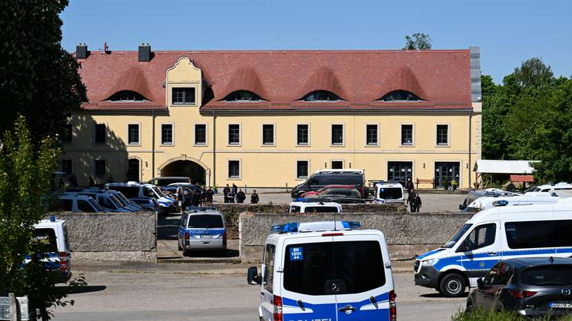 Police officers search the headquarters of far-right organization "Kingdom of Germany" in Halsbruecke