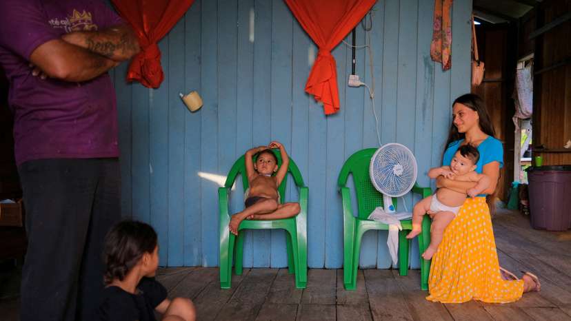 Brazil issues red alert as record heatwave hits major cities