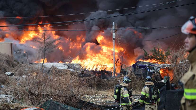 Fire at Guryong village, in Seoul