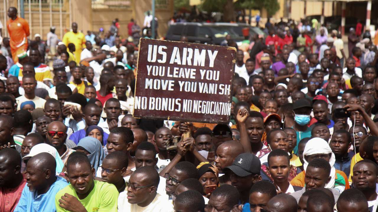 Nigeriens demonstrate to protest against the U.S. military presence in Niamey