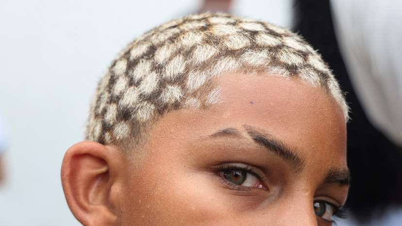 Barbers battle for best haircut in Rio de Janeiro