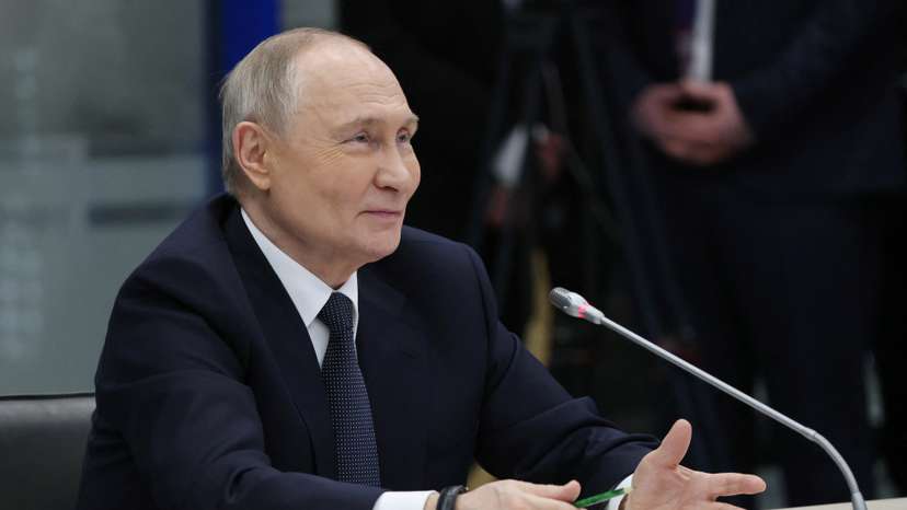 Russian President Putin visits Murmansk