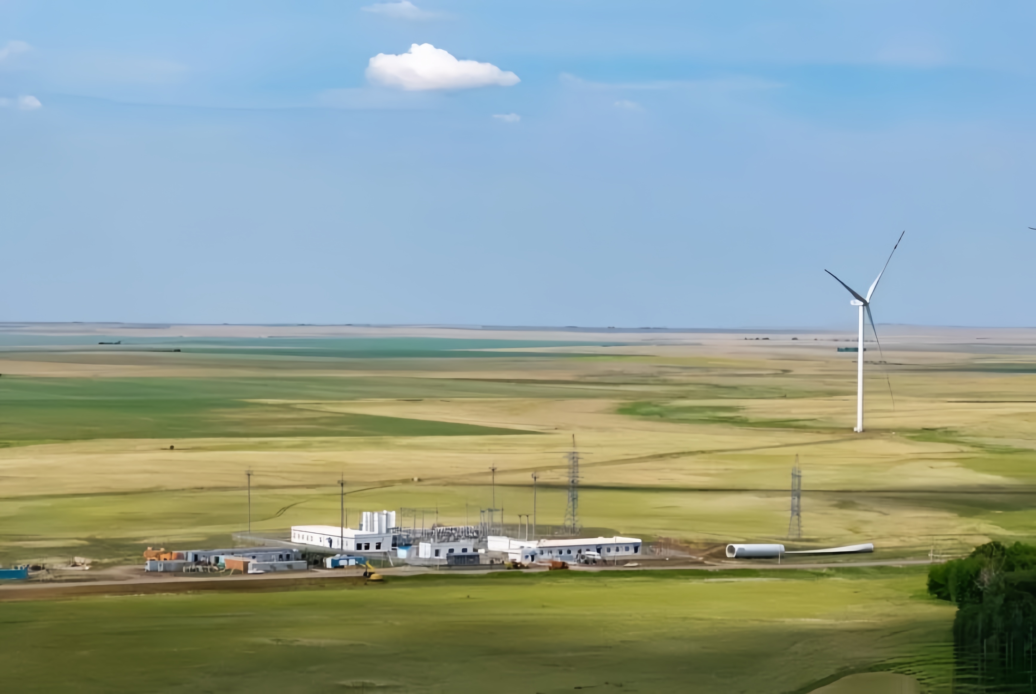 Kazakhstan’s Akmola wind power cluster converts strong steppe winds into clean electricity. 