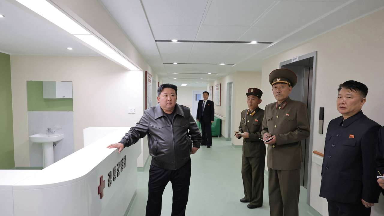 North Korean leader Kim Jong Un tours Kangdong Military Hospital