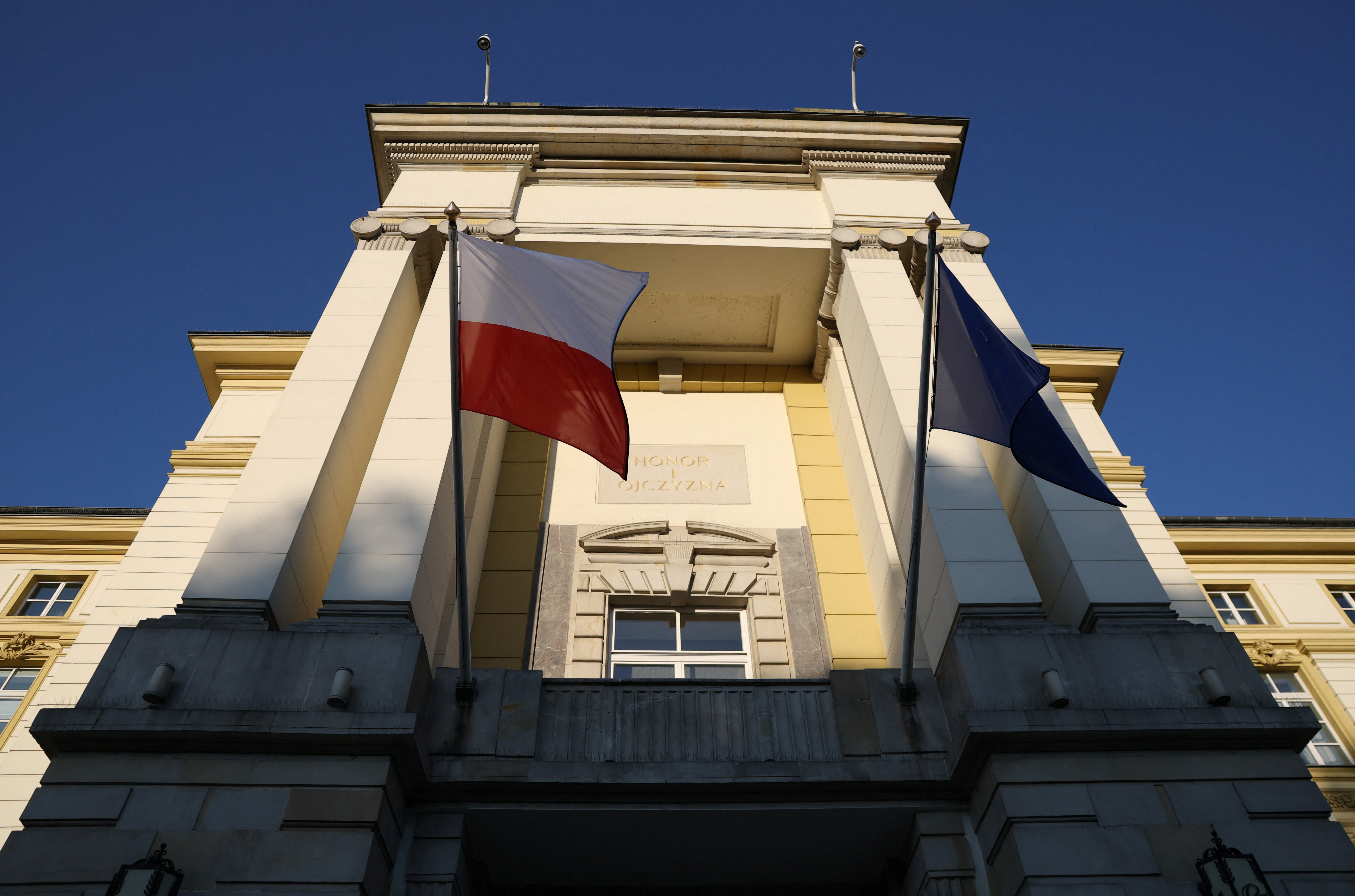 Extraordinary government meeting at the Chancellery of the Prime Minister in Warsaw