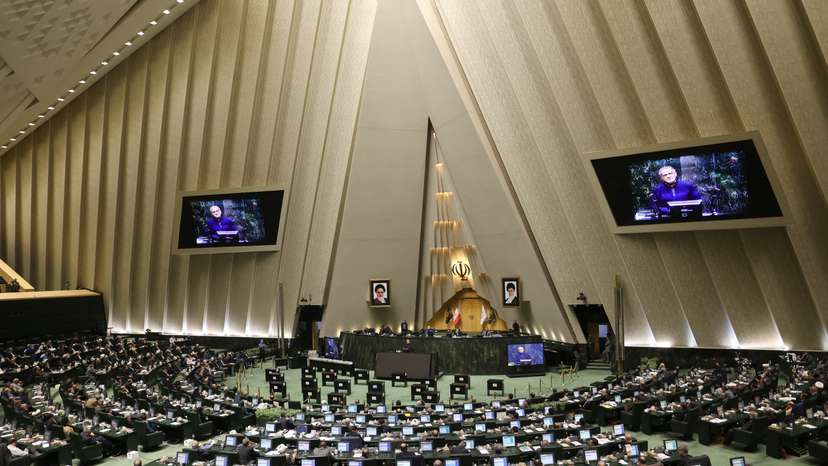 Iran's President Masoud Pezeshkian speaks in defence of his cabinet selection at the parliament in Tehran