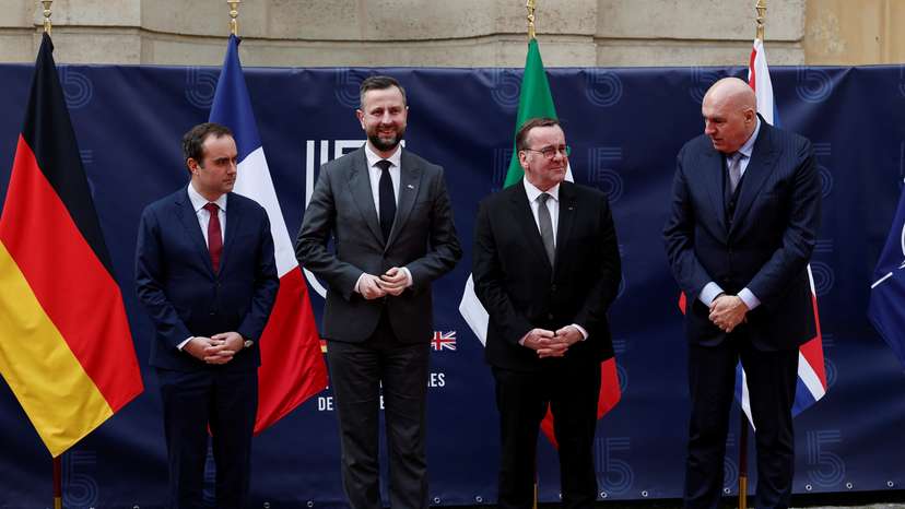 Meeting of defence ministers from France, Germany, Italy, Poland and Britain in Paris