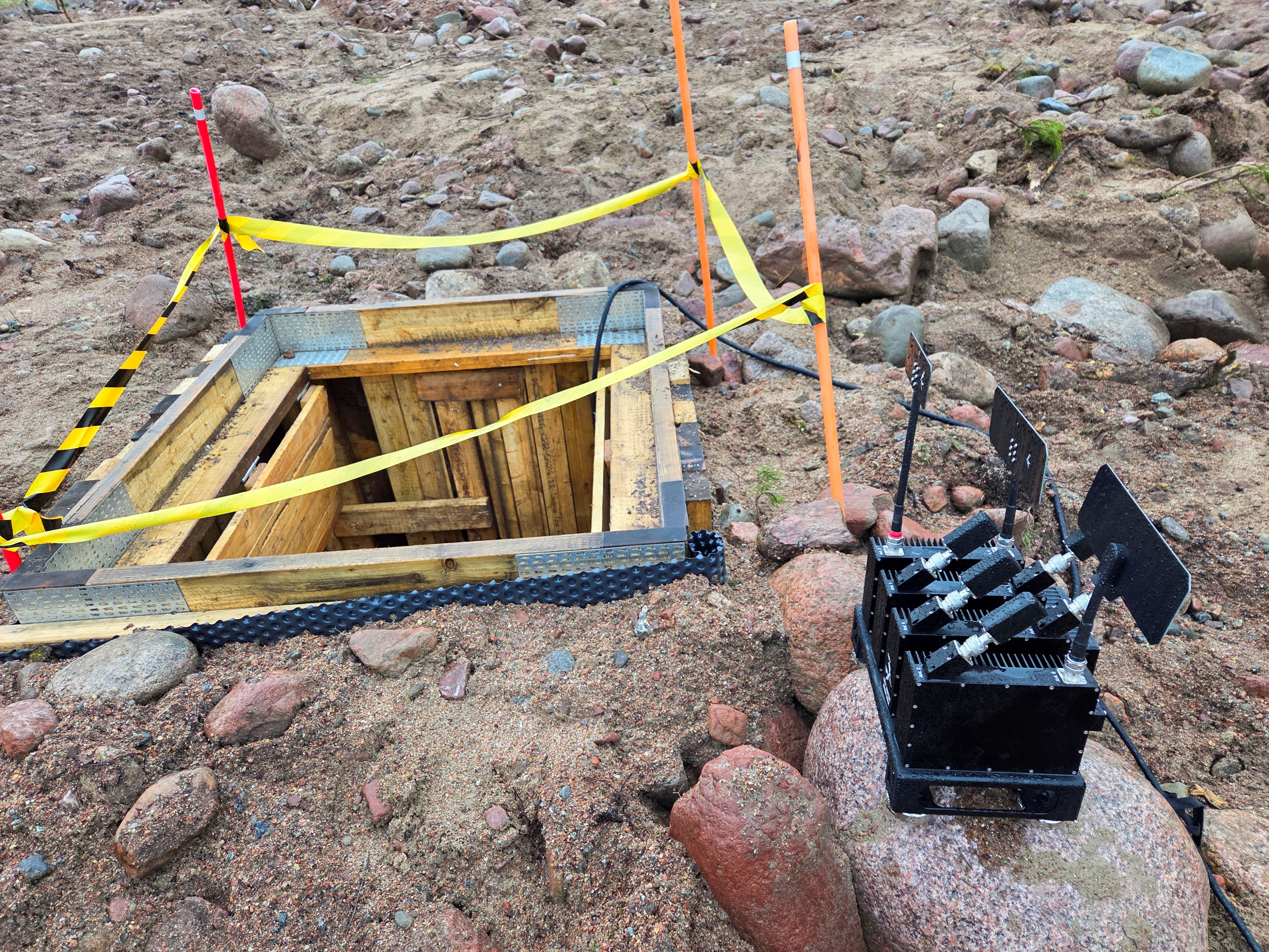 A Sky Wiper Omni Max jammer, made by a Lithuanian company NT Service, sits next to an abyss, in Niinisalo