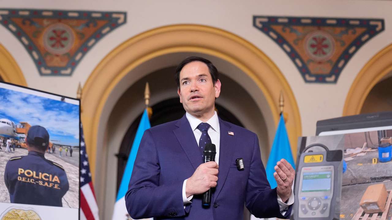 Rubio visits Guatemala City