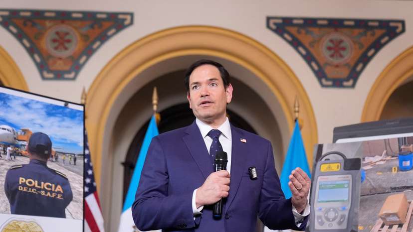 Rubio visits Guatemala City