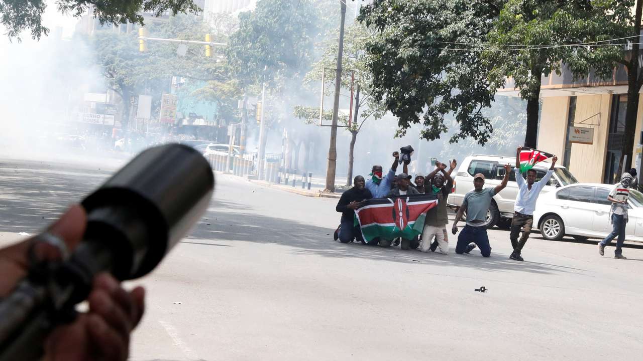 Protests in Kenya over death of blogger in custody last week