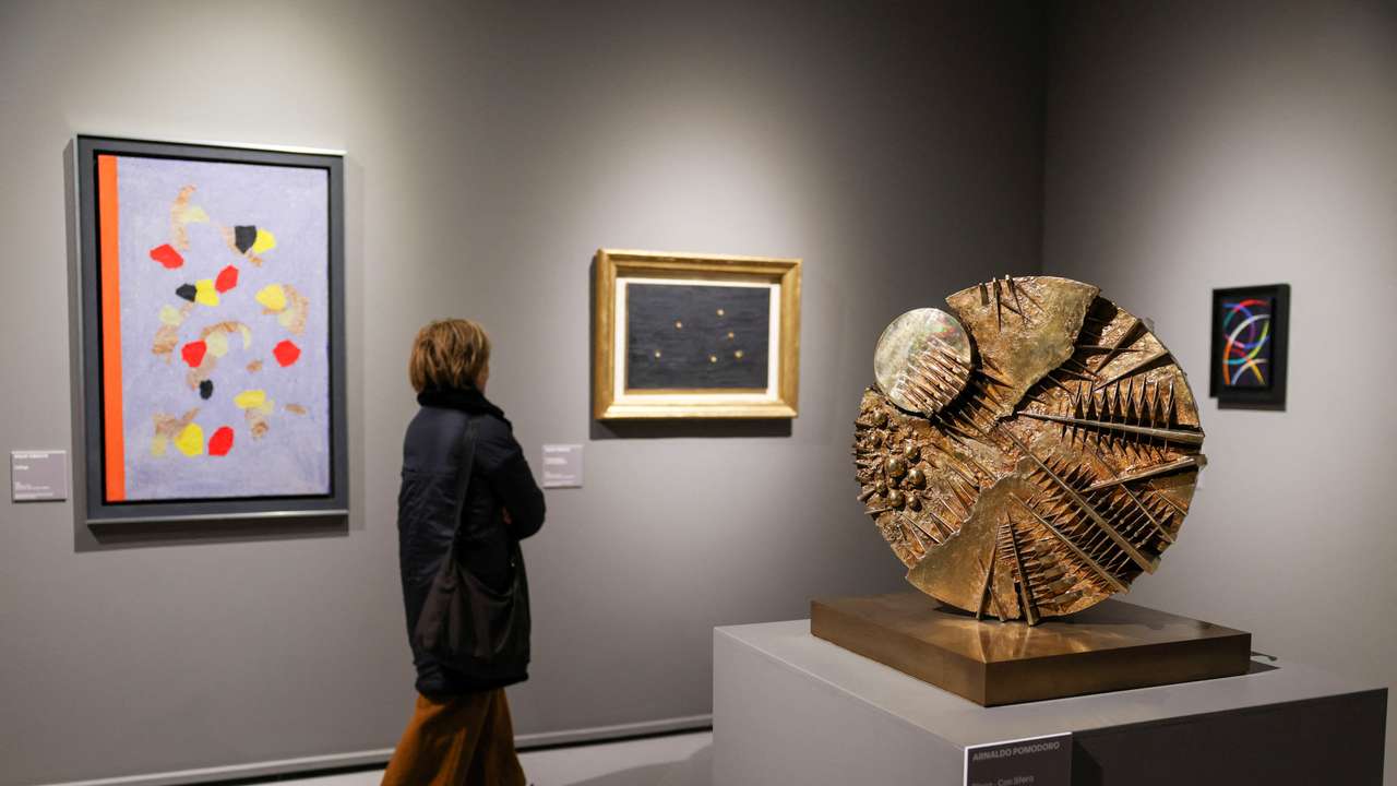 Milan unveils 'SalvArti' exhibition with artworks confiscated from organized crime