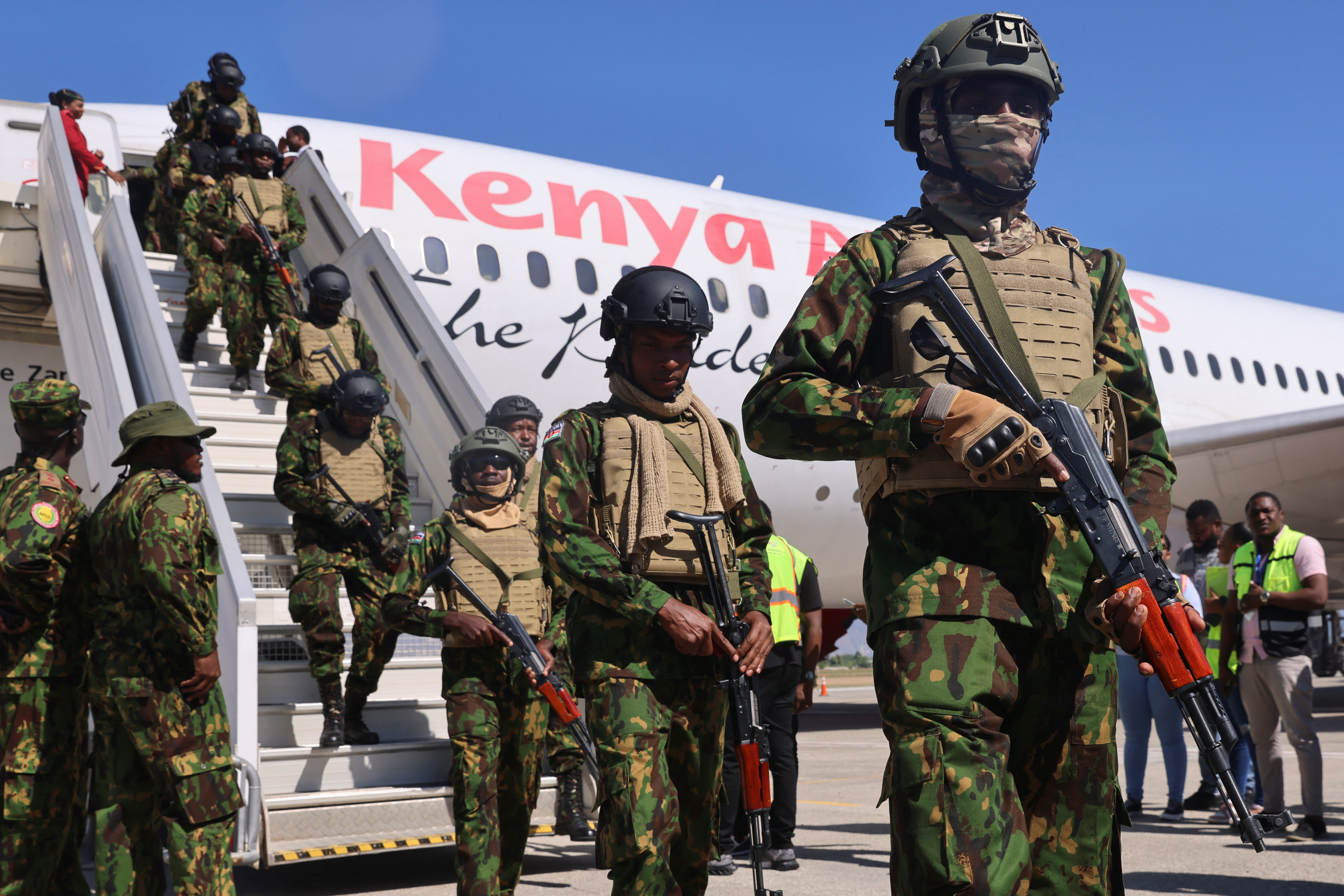 Contingent of Kenyan police officers arrive to Haiti