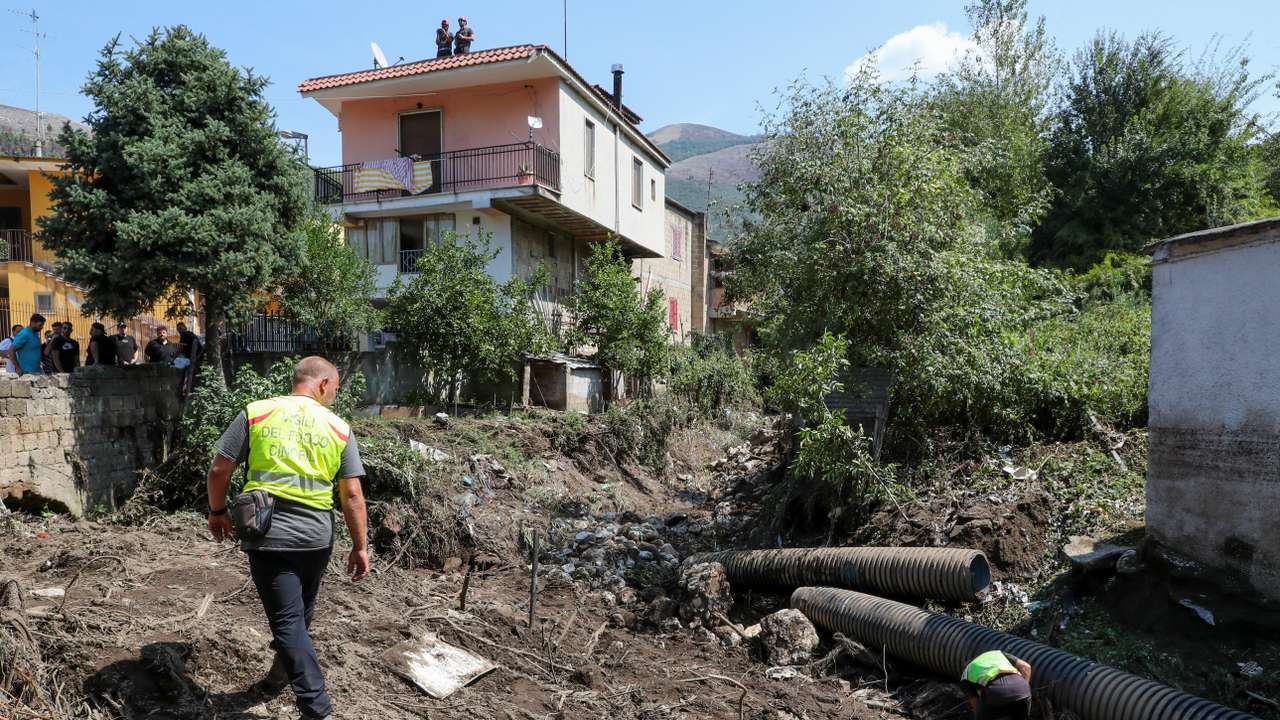 A landslide hits the town of San Felice a Cancello