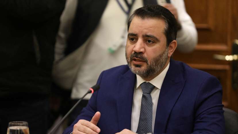 Syrian Foreign Minister Hassan al-Shibani meets with Jordanian Foreign Minister Ayman Safadi, in Amman