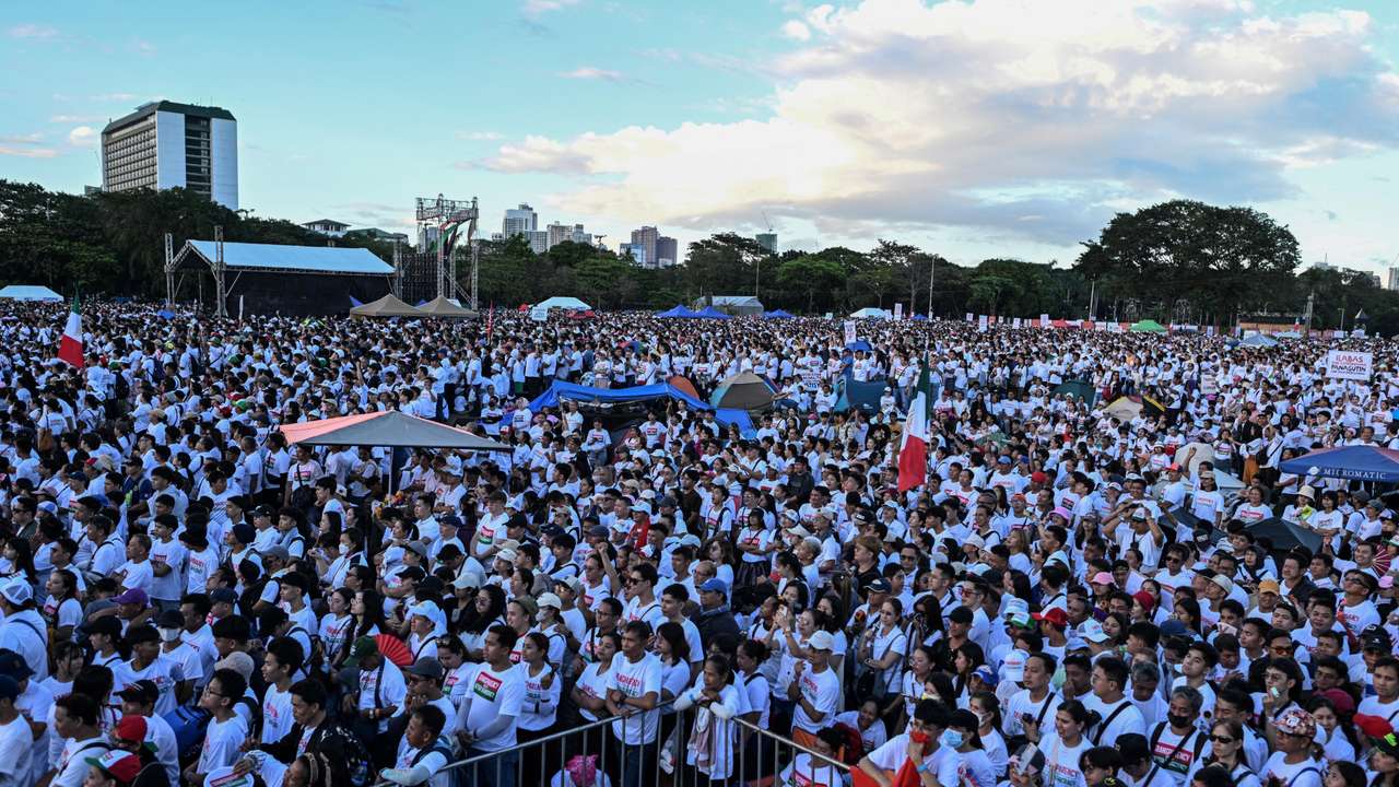 Philippine religious group holds anti-corruption rally in Manila